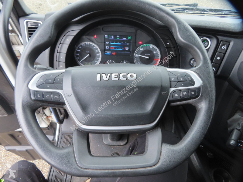 جرار Iveco S-Way 490 Intarder FZ.48