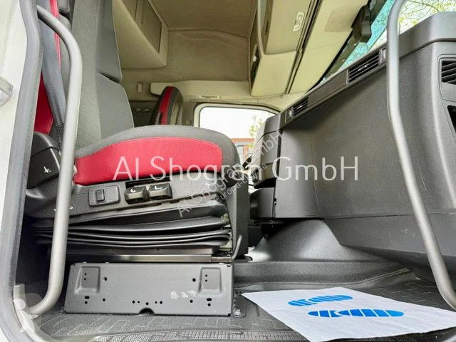 Trekker Volvo 460 Globetrotter / ADR / Eu6d