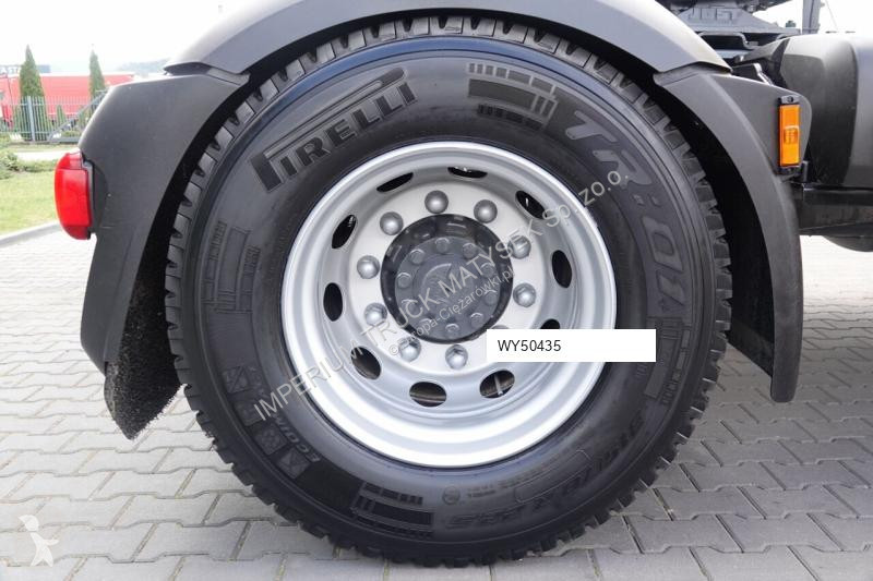 جرار DAF XF 530