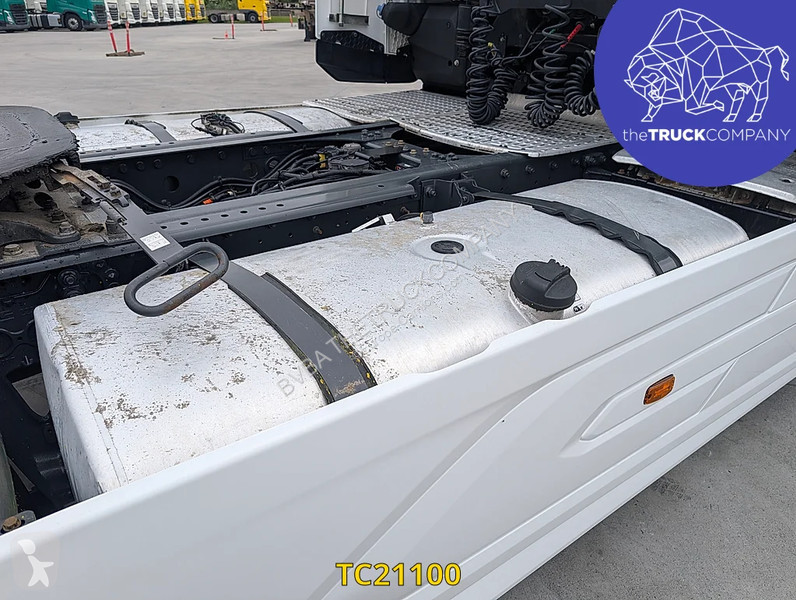 جرار DAF 480