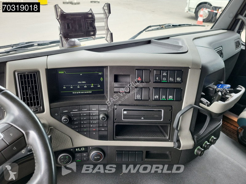 جرار Volvo FM 370 FM 4X2 -Truck APK 04-2027