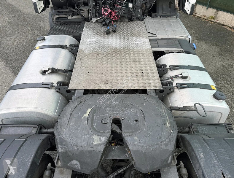 جرار Volvo EURO 6 VOL LUCHTGEVEERD 2XTANKS 106...