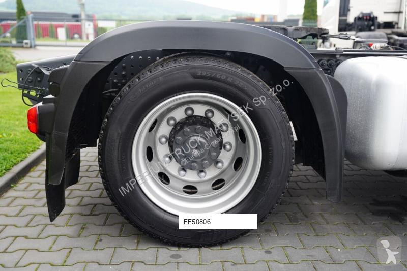Влекач Mercedes ACTROS 1845
