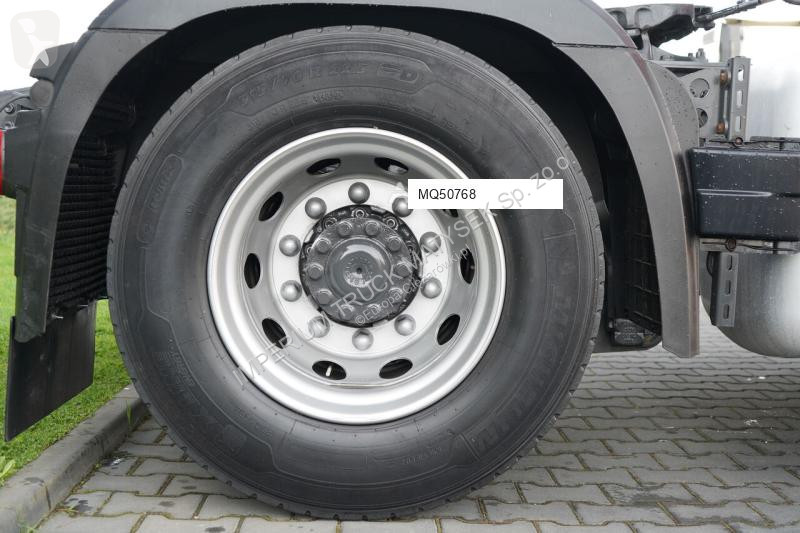 جرار Mercedes 1845
