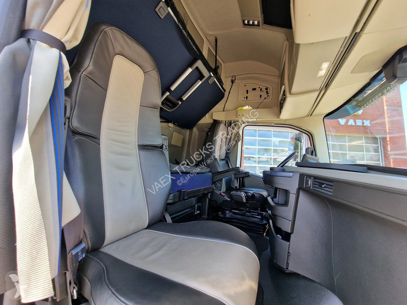 جرار Volvo 13500 Globetrotter XL 6x2 - Retarder...