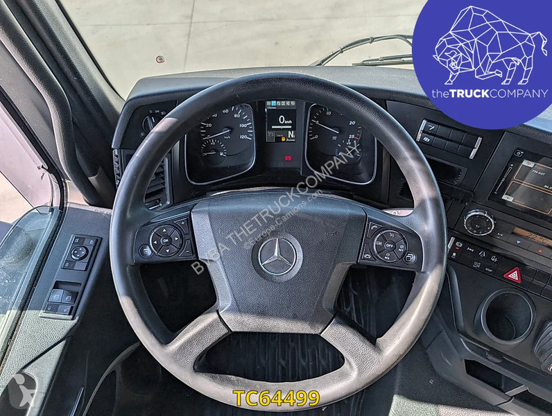 جرار Mercedes 1845