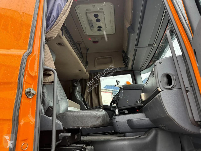 جرار Scania 490 10X4 EUO 6