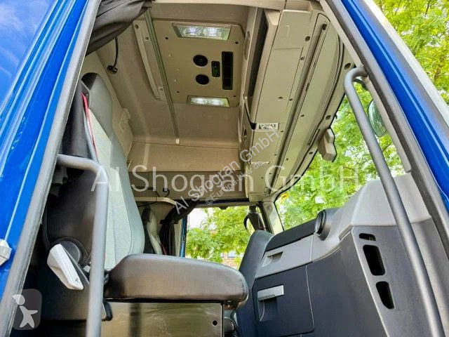 جرار Renault T460...