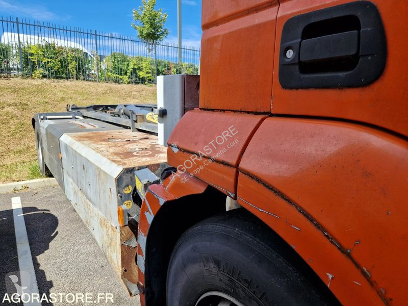 شاحنة Iveco 190S33
