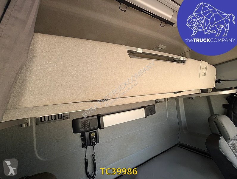 جرار Renault T 480