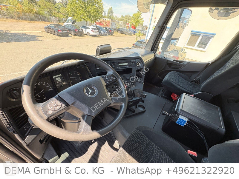 جرار Mercedes...