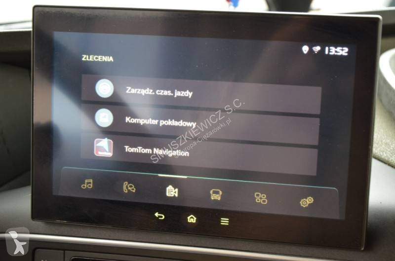 جرار Volvo