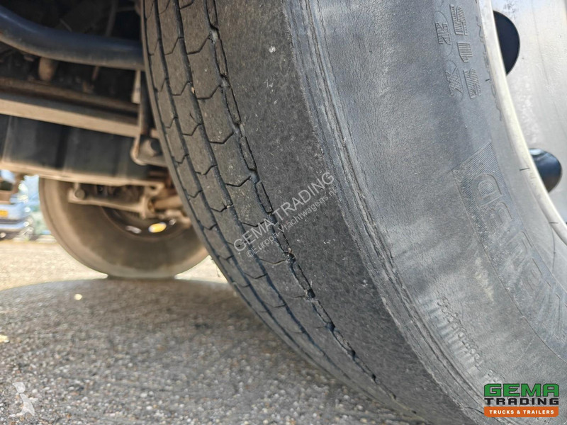 جرار Volvo 420 4x2 GlobeTrotter Euro5 -...