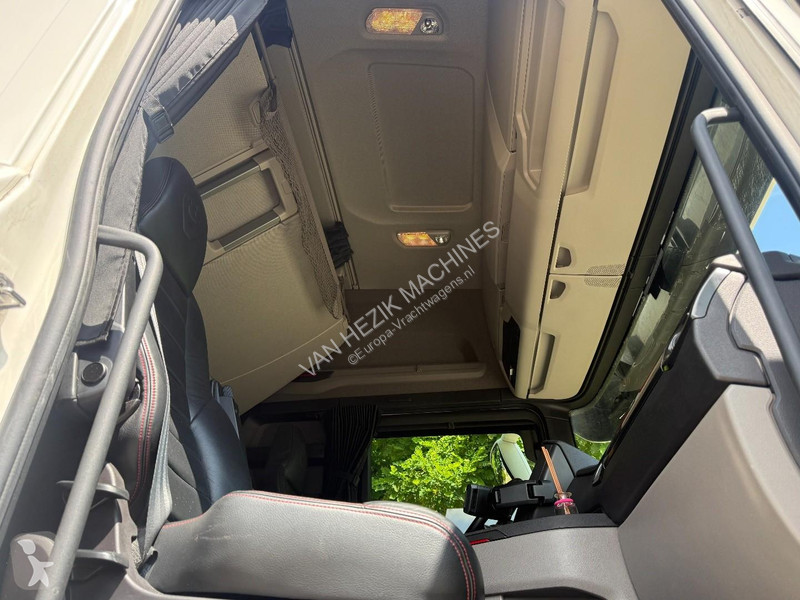 جرار Scania 520 full-air retarder