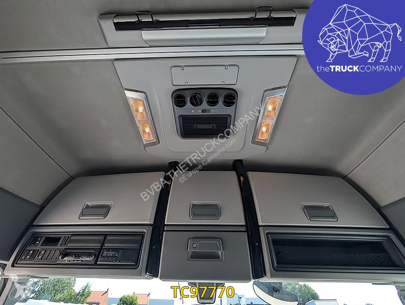 جرار Renault T 460