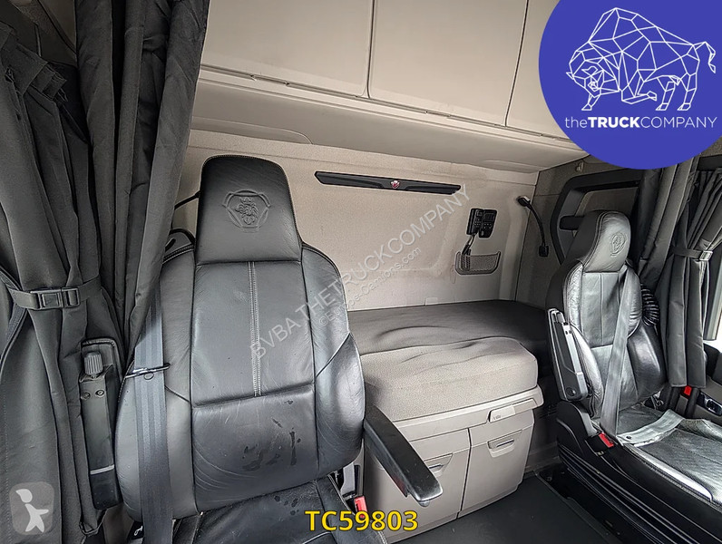 جرار Scania 520