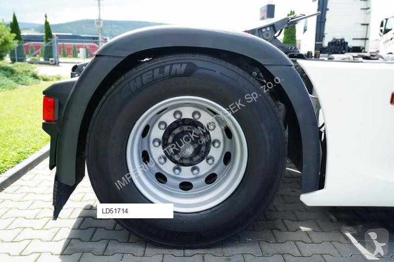 جرار Scania S 450