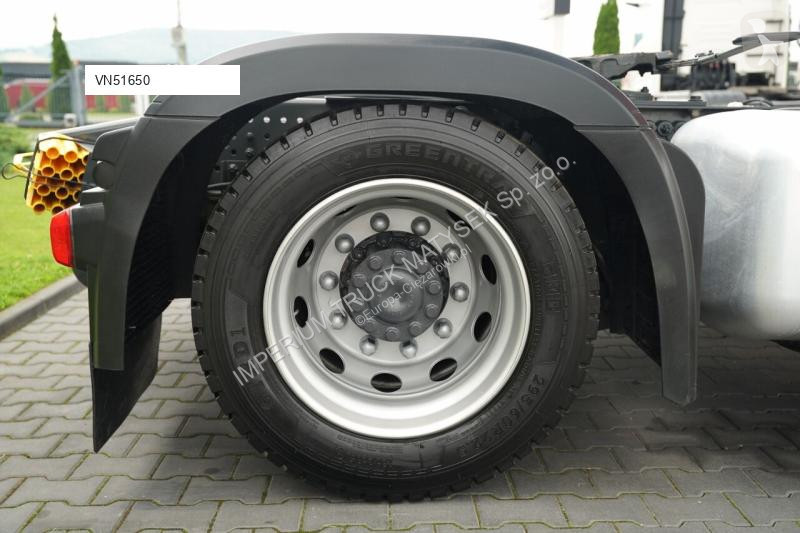 Влекач Mercedes ACTROS 1845