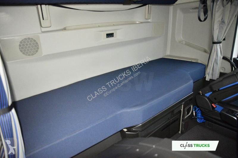 جرار Volvo 500 Globetrotter XL