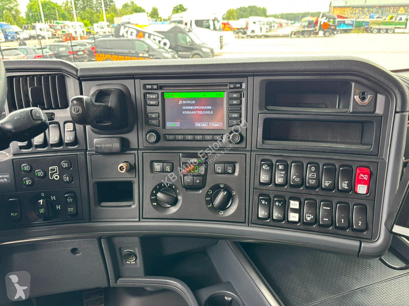 جرار Scania R620 6x4 GCW 78T / RETARDER /...