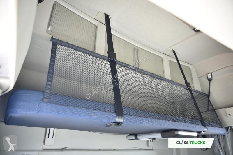 جرار Volvo 500 Globetrotter XL Retarder...