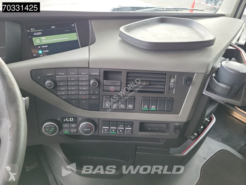 جرار Volvo 500 4X2 VEB+ 2xTanks I-ParkCool