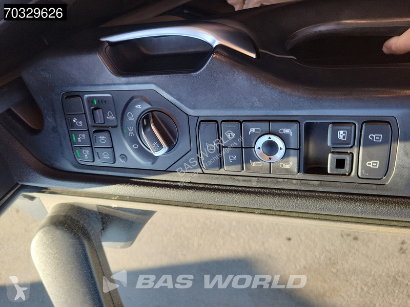 جرار Scania 360  4X2 Daycab Navi