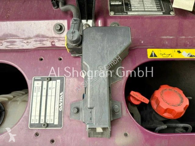 جرار Volvo 500 Globetrotter/Voll...
