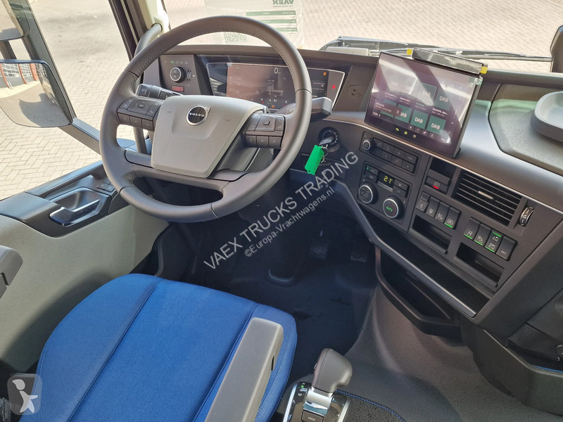 Traktor Volvo 13540 Aero Globetrotter XL 4x2 -...