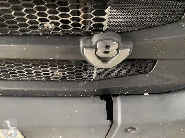 جرار Scania