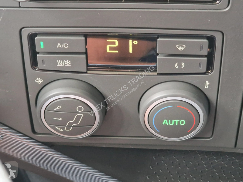 جرار Volvo 13500 Aero Globetrotter XL 4x2 - New...