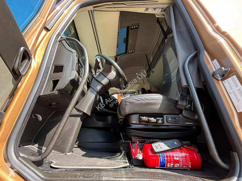 جرار Volvo 500 6x2 GLOBE XL / HYDRAULICS /...