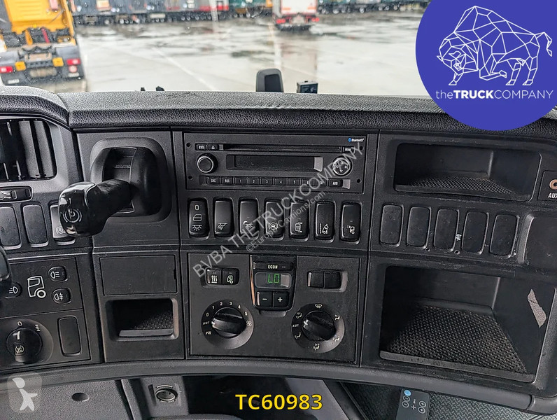Tracteur Scania 490