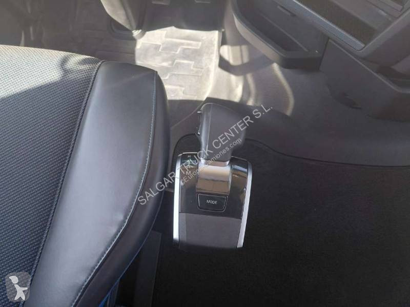 Cabeza tractora Volvo