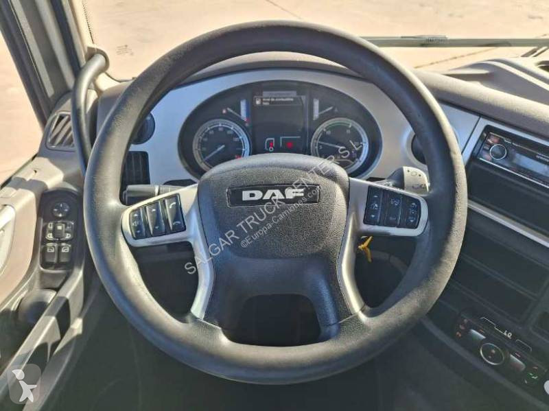 Cabeza tractora DAF