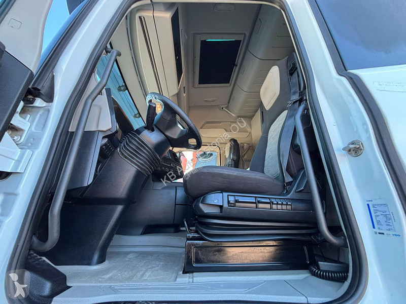 Trekker Ford F-Max 500 4x2