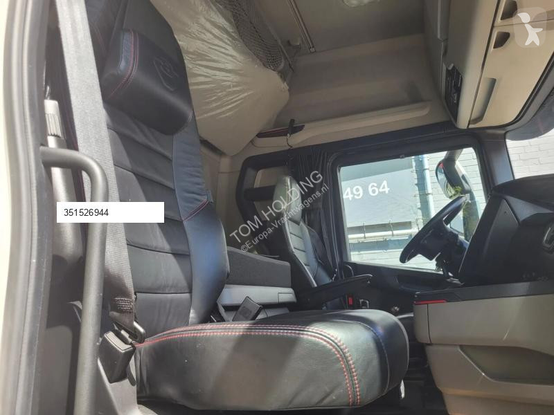 Trekker Scania 590S V8 NGS A4X2NB Full air 2...