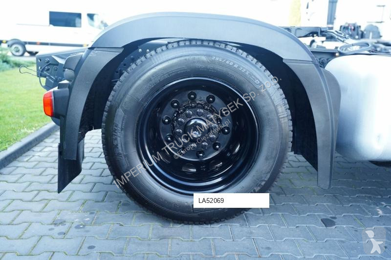 Тягач Mercedes ACTROS 1845