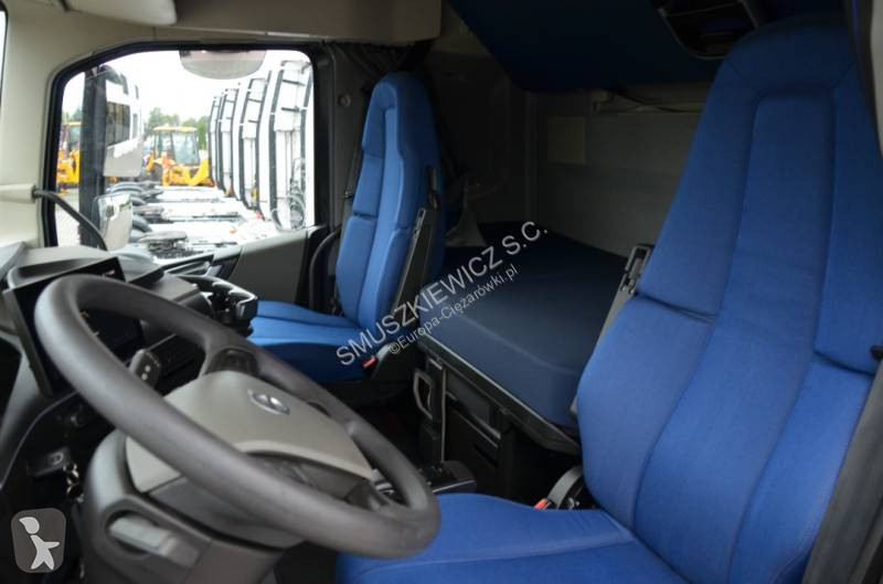 Тягач Volvo