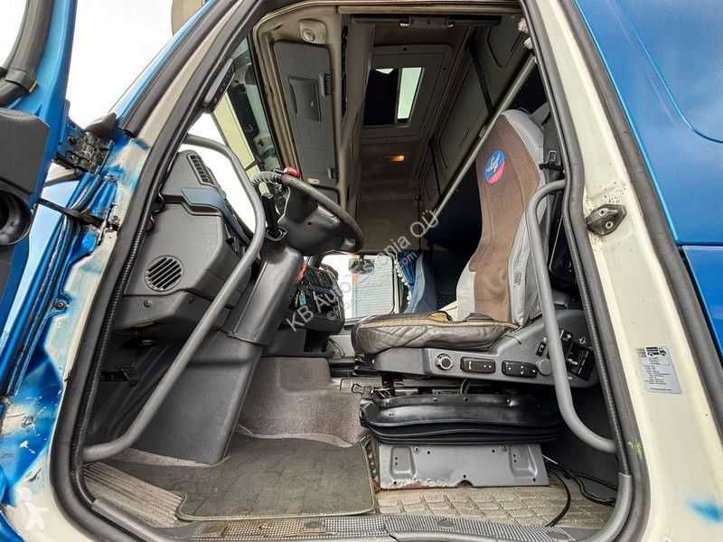 Cabeza tractora Volvo 440 4x2 ADR
