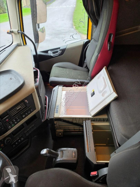 Cabeza tractora Volvo 500 8X4!! PALFINGER 72002...