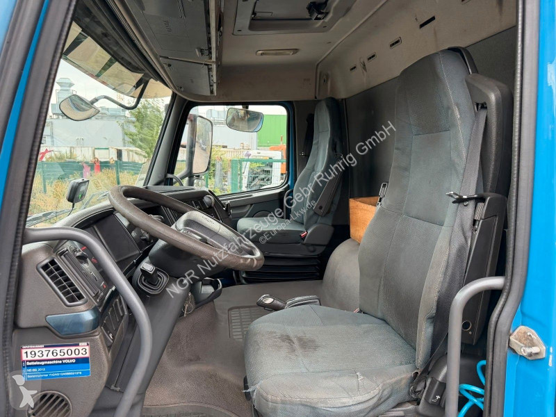 Cabeza tractora Volvo 420 6x2 mit Ladekran HLK...