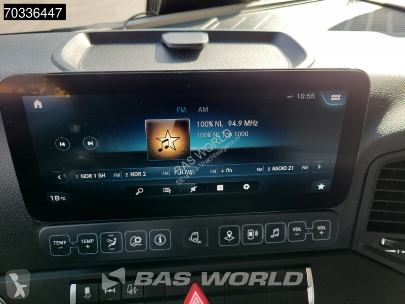 Tahač Mercedes 1845 4X2 StreamSpace Retarder...