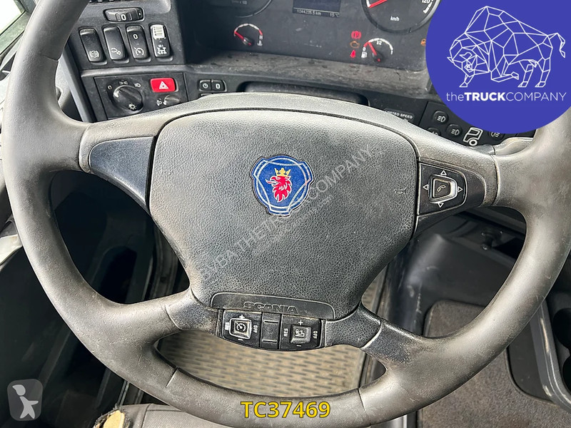 Nyergesvontató Scania 620