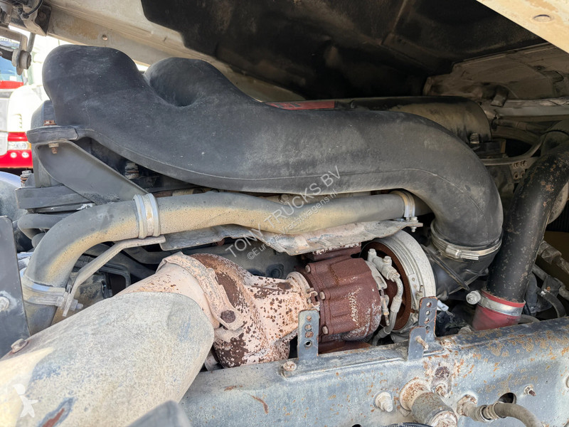 Nyergesvontató Renault 380 DXI