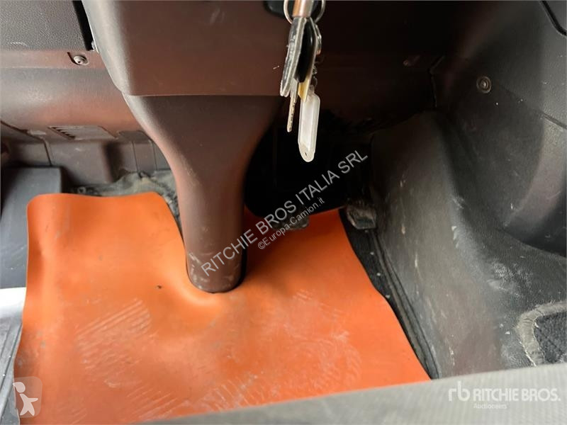 Cap tractor Iveco 500