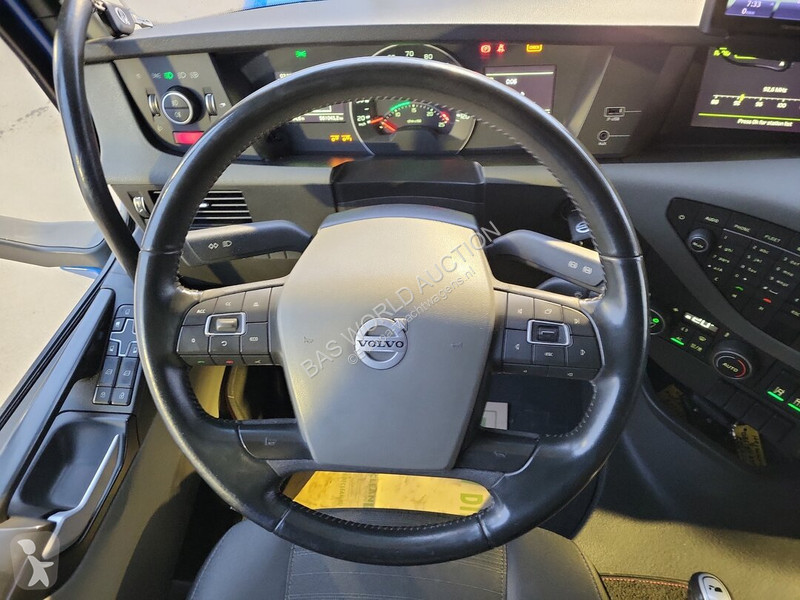 Tracteur Volvo 500