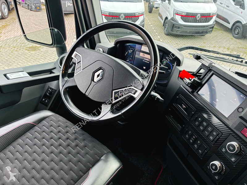 Cap tractor Renault T High DE 13 480 Turbo...