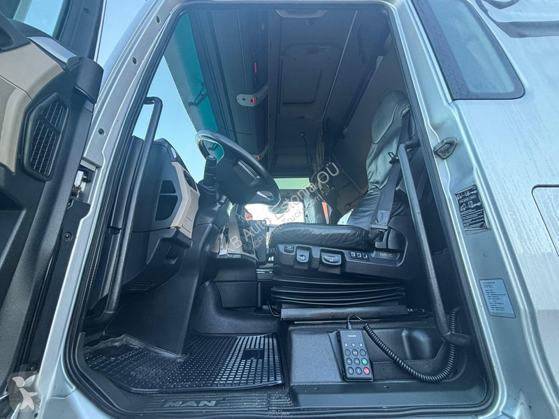 Tratores MAN 28.500 6x2 XXL CAB / INTARDER /...