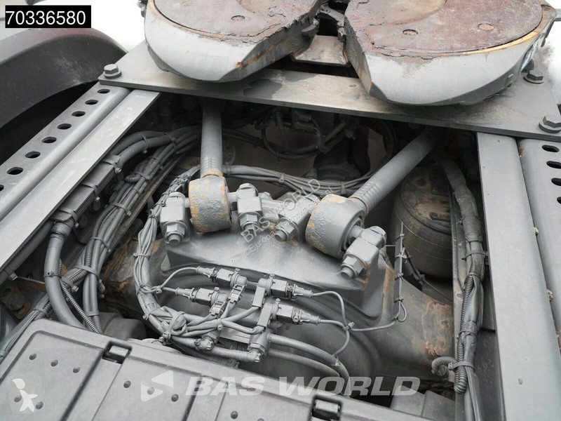 Ciągnik siodłowy Mercedes 1851 4X2 BigSpace...
